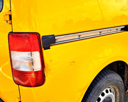 Жовтий Фольксваген Кадді, об'ємом двигуна 2 л та пробігом 360 тис. км за 3500 $, фото 5 на Automoto.ua