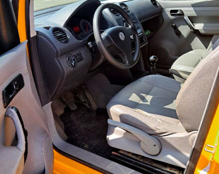 Жовтий Фольксваген Кадді, об'ємом двигуна 2 л та пробігом 360 тис. км за 3500 $, фото 9 на Automoto.ua