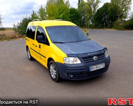 Желтый Фольксваген Кадди, объемом двигателя 2 л и пробегом 300 тыс. км за 4750 $, фото 2 на Automoto.ua