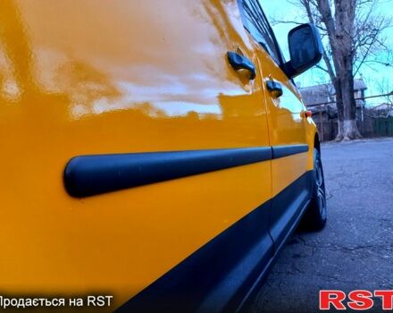 Желтый Фольксваген Кадди, объемом двигателя 1.9 л и пробегом 309 тыс. км за 4600 $, фото 5 на Automoto.ua