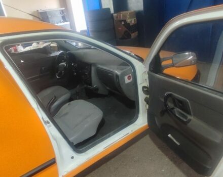 Жовтий Фольксваген Кадді, об'ємом двигуна 1.9 л та пробігом 140 тис. км за 2550 $, фото 3 на Automoto.ua