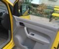 Желтый Фольксваген Кадди, объемом двигателя 2 л и пробегом 204 тыс. км за 4800 $, фото 7 на Automoto.ua