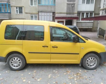 Желтый Фольксваген Кадди, объемом двигателя 2 л и пробегом 204 тыс. км за 4800 $, фото 1 на Automoto.ua