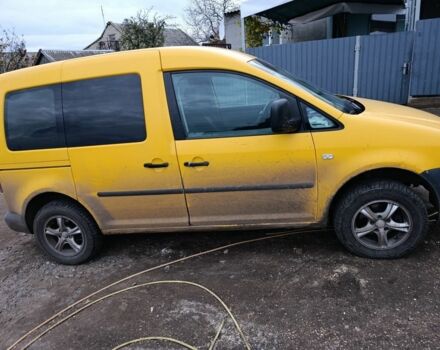 Желтый Фольксваген Кадди, объемом двигателя 2 л и пробегом 308 тыс. км за 3500 $, фото 4 на Automoto.ua