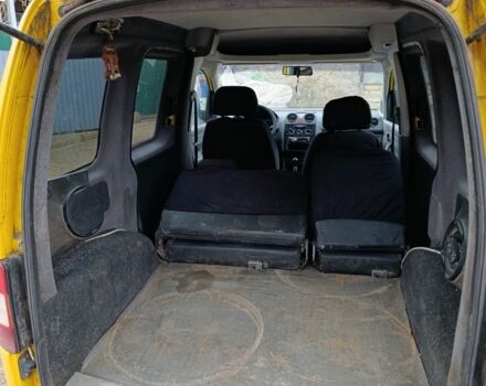 Желтый Фольксваген Кадди, объемом двигателя 2 л и пробегом 308 тыс. км за 3500 $, фото 1 на Automoto.ua