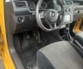 Жовтий Фольксваген Кадді, об'ємом двигуна 2 л та пробігом 262 тис. км за 11800 $, фото 15 на Automoto.ua