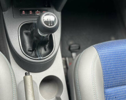 Желтый Фольксваген Кадди, объемом двигателя 2 л и пробегом 327 тыс. км за 6999 $, фото 11 на Automoto.ua