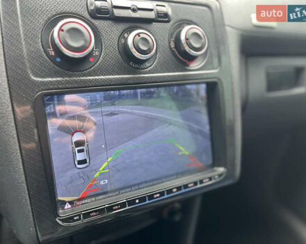 Желтый Фольксваген Кадди, объемом двигателя 2 л и пробегом 327 тыс. км за 6999 $, фото 10 на Automoto.ua