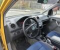 Желтый Фольксваген Кадди, объемом двигателя 2 л и пробегом 200 тыс. км за 3890 $, фото 8 на Automoto.ua