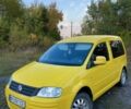 Желтый Фольксваген Кадди, объемом двигателя 2 л и пробегом 350 тыс. км за 3801 $, фото 1 на Automoto.ua