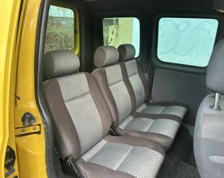 Желтый Фольксваген Кадди, объемом двигателя 2 л и пробегом 200 тыс. км за 3890 $, фото 20 на Automoto.ua