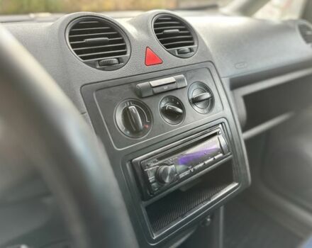 Желтый Фольксваген Кадди, объемом двигателя 2 л и пробегом 200 тыс. км за 3890 $, фото 16 на Automoto.ua