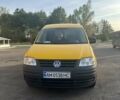 Желтый Фольксваген Кадди, объемом двигателя 1.97 л и пробегом 182 тыс. км за 6300 $, фото 1 на Automoto.ua