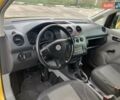 Желтый Фольксваген Кадди, объемом двигателя 1.98 л и пробегом 300 тыс. км за 3400 $, фото 11 на Automoto.ua