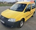 Желтый Фольксваген Кадди, объемом двигателя 1.98 л и пробегом 300 тыс. км за 3400 $, фото 7 на Automoto.ua