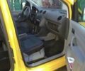 Желтый Фольксваген Кадди, объемом двигателя 2 л и пробегом 270 тыс. км за 3700 $, фото 3 на Automoto.ua