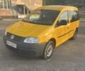 Желтый Фольксваген Кадди, объемом двигателя 1.97 л и пробегом 182 тыс. км за 6300 $, фото 1 на Automoto.ua