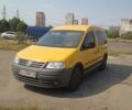 Жовтий Фольксваген Кадді, об'ємом двигуна 1.97 л та пробігом 367 тис. км за 4800 $, фото 1 на Automoto.ua