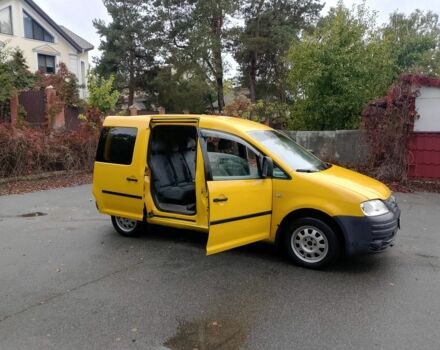 Желтый Фольксваген Кадди, объемом двигателя 2 л и пробегом 295 тыс. км за 4900 $, фото 16 на Automoto.ua