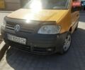 Желтый Фольксваген Кадди, объемом двигателя 1.9 л и пробегом 305 тыс. км за 4500 $, фото 1 на Automoto.ua