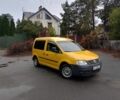 Желтый Фольксваген Кадди, объемом двигателя 2 л и пробегом 295 тыс. км за 4900 $, фото 1 на Automoto.ua