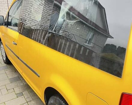 Желтый Фольксваген Кадди, объемом двигателя 1.9 л и пробегом 281 тыс. км за 5300 $, фото 4 на Automoto.ua