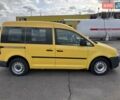 Желтый Фольксваген Кадди, объемом двигателя 1.98 л и пробегом 300 тыс. км за 3400 $, фото 2 на Automoto.ua