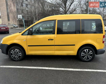 Жовтий Фольксваген Кадді, об'ємом двигуна 1.97 л та пробігом 252 тис. км за 4950 $, фото 10 на Automoto.ua