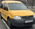 Желтый Фольксваген Кадди, объемом двигателя 2 л и пробегом 252 тыс. км за 4950 $, фото 2 на Automoto.ua