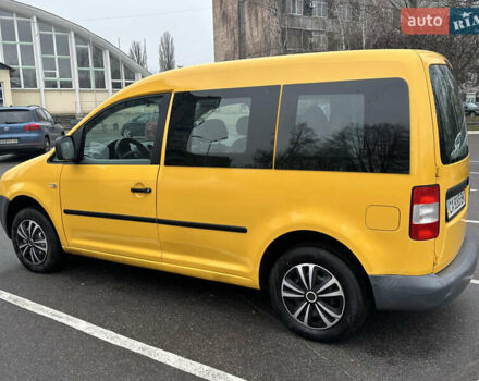 Жовтий Фольксваген Кадді, об'ємом двигуна 1.97 л та пробігом 252 тис. км за 4950 $, фото 9 на Automoto.ua