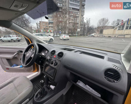 Жовтий Фольксваген Кадді, об'ємом двигуна 1.97 л та пробігом 252 тис. км за 4950 $, фото 14 на Automoto.ua