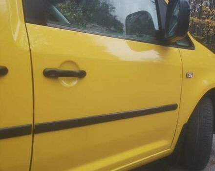 Желтый Фольксваген Кадди, объемом двигателя 2 л и пробегом 191 тыс. км за 7500 $, фото 19 на Automoto.ua