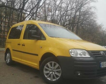Желтый Фольксваген Кадди, объемом двигателя 2 л и пробегом 191 тыс. км за 7500 $, фото 1 на Automoto.ua