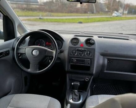 Желтый Фольксваген Кадди, объемом двигателя 1.9 л и пробегом 293 тыс. км за 6500 $, фото 26 на Automoto.ua