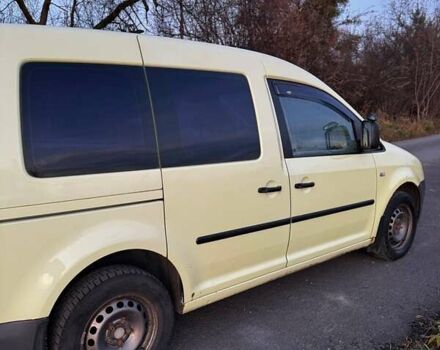 Желтый Фольксваген Кадди, объемом двигателя 1.9 л и пробегом 293 тыс. км за 6500 $, фото 4 на Automoto.ua