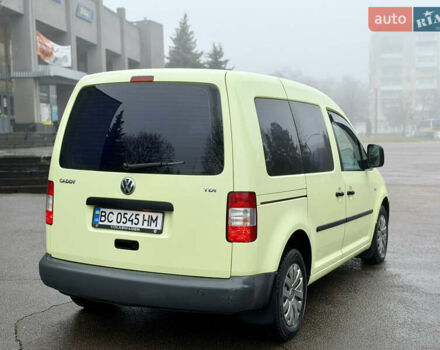 Желтый Фольксваген Кадди, объемом двигателя 1.9 л и пробегом 293 тыс. км за 6400 $, фото 25 на Automoto.ua
