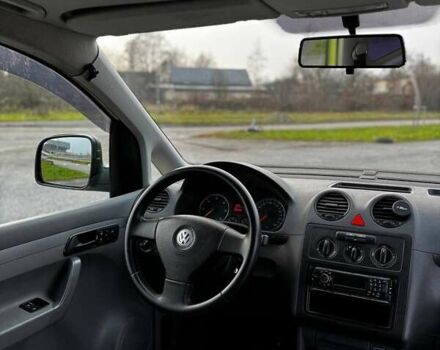 Желтый Фольксваген Кадди, объемом двигателя 1.9 л и пробегом 293 тыс. км за 6500 $, фото 25 на Automoto.ua