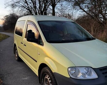 Желтый Фольксваген Кадди, объемом двигателя 1.9 л и пробегом 293 тыс. км за 6500 $, фото 5 на Automoto.ua