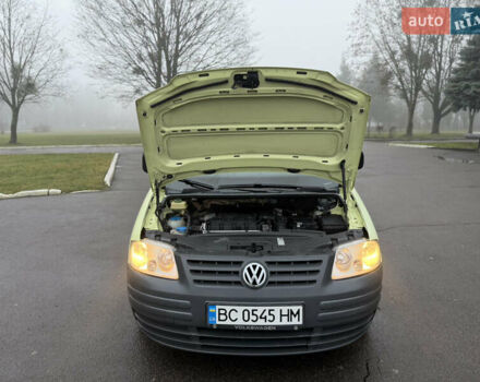 Желтый Фольксваген Кадди, объемом двигателя 1.9 л и пробегом 293 тыс. км за 6400 $, фото 35 на Automoto.ua