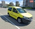 Желтый Фольксваген Кадди, объемом двигателя 1.6 л и пробегом 465 тыс. км за 9500 $, фото 1 на Automoto.ua