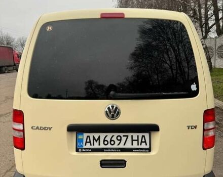 Жовтий Фольксваген Кадді, об'ємом двигуна 1.6 л та пробігом 263 тис. км за 9000 $, фото 3 на Automoto.ua