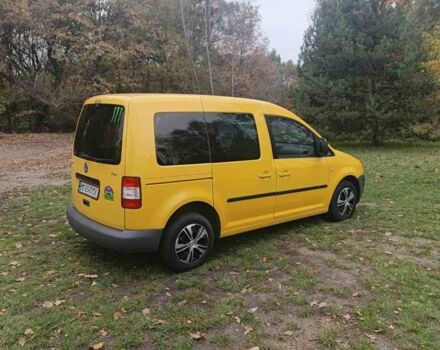 Желтый Фольксваген Кадди, объемом двигателя 1.9 л и пробегом 334 тыс. км за 5000 $, фото 5 на Automoto.ua