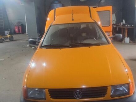 Жовтий Фольксваген Кадді, об'ємом двигуна 1.9 л та пробігом 140 тис. км за 2550 $, фото 1 на Automoto.ua