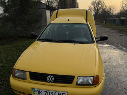 Желтый Фольксваген Кадди, объемом двигателя 1.9 л и пробегом 270 тыс. км за 3200 $, фото 1 на Automoto.ua