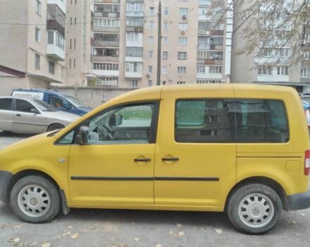 Желтый Фольксваген Кадди, объемом двигателя 2 л и пробегом 204 тыс. км за 4800 $, фото 1 на Automoto.ua