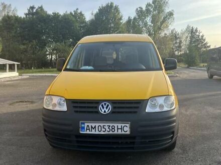 Желтый Фольксваген Кадди, объемом двигателя 1.97 л и пробегом 182 тыс. км за 6300 $, фото 1 на Automoto.ua
