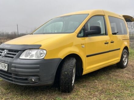 Желтый Фольксваген Кадди, объемом двигателя 1.9 л и пробегом 297 тыс. км за 5250 $, фото 1 на Automoto.ua