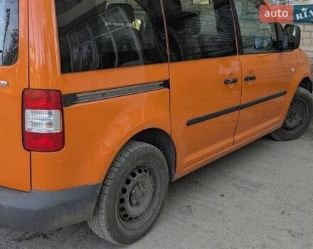 Желтый Фольксваген Кадди, объемом двигателя 1.9 л и пробегом 409 тыс. км за 7000 $, фото 1 на Automoto.ua