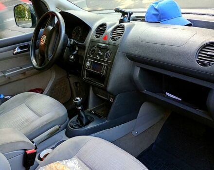 Фольксваген Кадди 2004 в Житомире на Automoto.ua Серый Фольксваген Кадди, объемом двигателя 1.4 л и пробегом 296 тыс. км за 3700 $, фото 3 на Automoto.ua