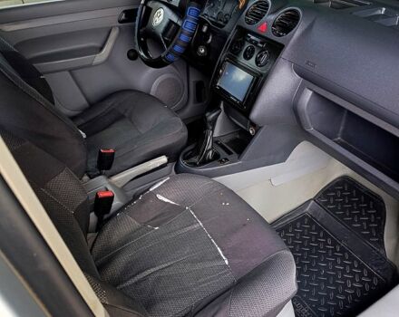 Серый Фольксваген Кадди, объемом двигателя 2 л и пробегом 320 тыс. км за 4800 $, фото 5 на Automoto.ua